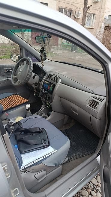 дом меняю: Mazda PREMACY: 1999 г., Универсал — 6