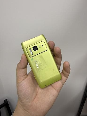 amazon kindle fire: Nokia N8, Б/у, 16 ГБ, цвет - Зеленый, 1 SIM — 1