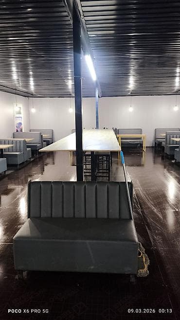 Продаю диваны как новые для кафе ресторан б у и столы очень срочно at lalafo.kg Продаю диваны как новые для кафе ресторан б у и столы очень срочно