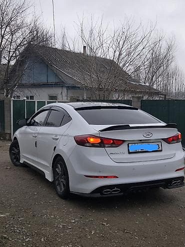 мицубиси спэйс стар: Hyundai Avante: 2018 г., 1.6 л, Автомат, Газ, Седан — 1