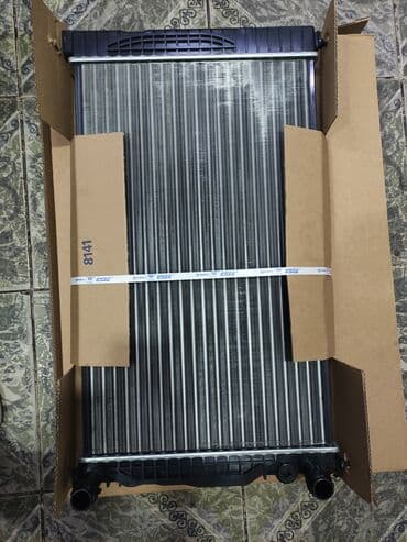 vw: VW PASSAT B-5/AUDI A-4 v1.8 радиатор охлаждения (WXQP) хорошего — 1