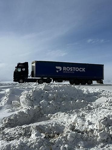 самоходный бетоносмеситель с самозагрузкой: Тягач, Volvo, 2012 г., Шторный — 7