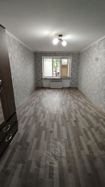 куплю комнату в общежитии: 20 м², С мебелью — 1