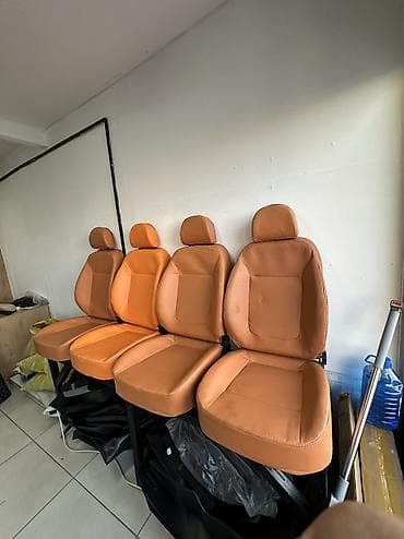 столы и стулья кафе: Стул для кафе, ресторанов, Б/у, Другой материал, цвет - Оранжевый — 8