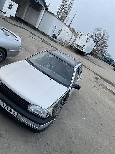 голыф 2: Volkswagen Golf: 1996 г., 1.8 л, Ручные, Бензин, Хэтчбэк — 8