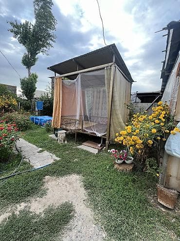 Үйлөр: Продаю дом в ж/м "Колмо" улица Тынчтык, который находится в районе — 5