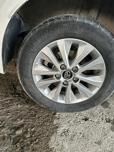 corolla runx: Toyota Corolla: 2019 г., 1.8 л, Гибрид, Седан — 2