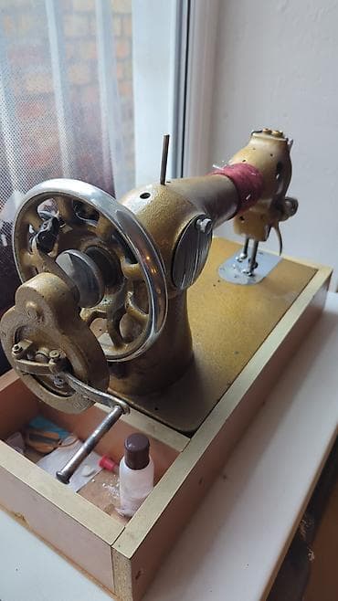 Стиральные машины: Механическая швейная машина на ручном приводе - Классическая — 2