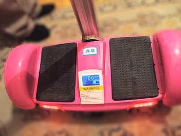 купить электрический самокат в бишкеке: Продаю гироскутер. Новый, розового цвета, но нужна новая батарея — 2