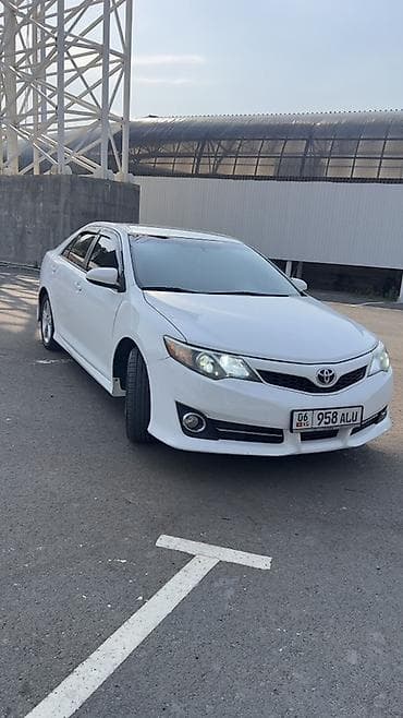 byd e2: Toyota Camry: 2014 г., 2.5 л, Автомат, Бензин, Седан — 3