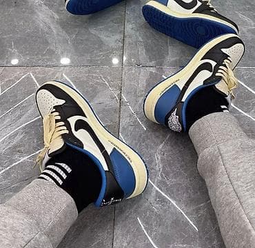 Nike Air Jordan 1 Low в коллаборации с Travis Scott и Fragment Design at lalafo.kg Nike Air Jordan 1 Low в коллаборации с Travis Scott и Fragment Design