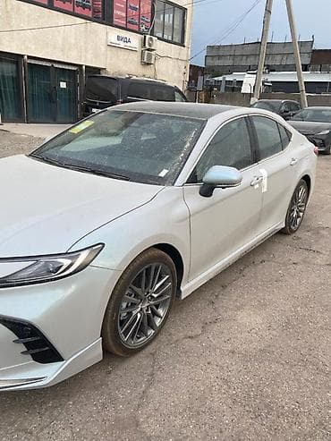 Toyota: Toyota Camry: 2026 г., 2 л, Автомат, Гибрид, Седан — 2