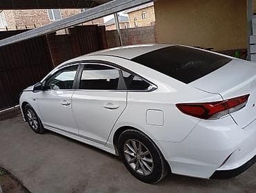 Транспорт: Hyundai Sonata: 2021 г., 2 л, Автомат, Газ, Седан — 4