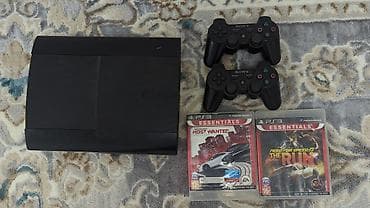 Игровая приставка Sony PlayStation 3 Super Slim (черная) в комплекте