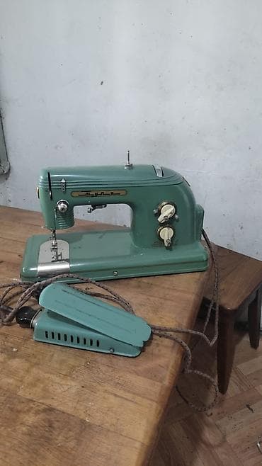 behringer c1: Швейная машина Chayka, Электромеханическая — 3