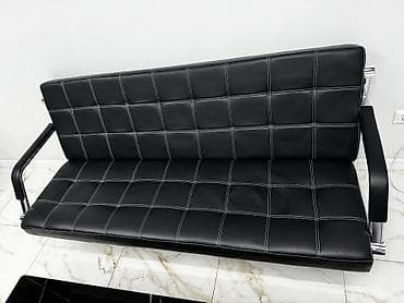 стеклянный стол: Прямой диван, Б/у, Трехместный — 2