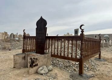 жыгачтан: Сүрөтү бар овалдарды жасоо, Тосмолорду жасоо, Эстеликтерди жасоо | Габбро, Гранит, Жыгач | Жасалгалоо, Орнотуу — 9