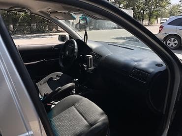 colf 2: Volkswagen Golf: 2002 г., 1.6 л, Механика, Бензин, Универсал — 5