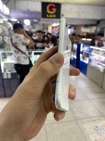 Аксессуары для мобильных телефонов: IPhone Xr, Б/у, 256 ГБ, Белый, Защитное стекло, Чехол, Кабель, 85 % — 2