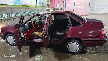 Daewoo Nexia: 2004 г., 1.6 л, Ручные, Бензин, Седан at lalafo.kg Daewoo Nexia: 2004 г., 1.6 л, Ручные, Бензин, Седан