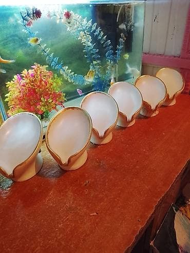 декор прикроватной тумбочки: Набор декоративных аксессуаров для дома (ваза, шкатулка и поднос) - — 5