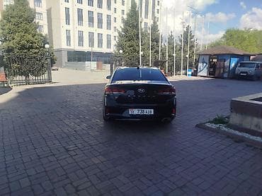 subaru legacy 2016: Hyundai Sonata: 2017 г., Автомат, Бензин, Седан — 4