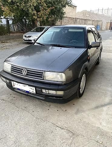 s 221: Volkswagen Vento: 1992 г., 2 л, Ручные, Бензин, Седан — 1
