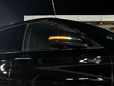 kia carens: Hyundai Genesis: 2015 г., Седан — 6