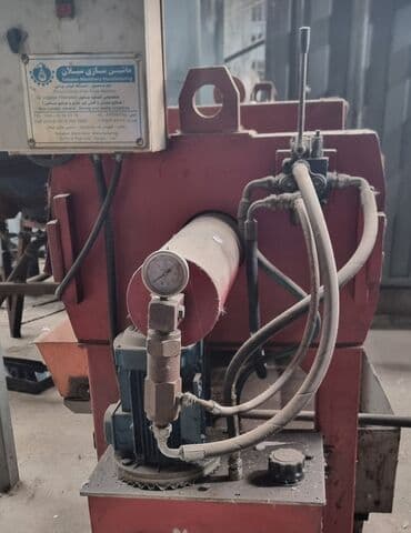 купить оборудование для производства туалетной бумаги: Продаётся термо туннель, упаковочный аппарат. Ширина рабочая 40см — 3