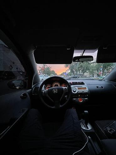 civic type r: Honda Jazz: 2005 г., 1.4 л, Вариатор, Бензин, Хэтчбэк — 4