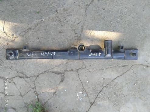 ремонт радиаторов охлаждения автомобилей: Mitsubishi Pajero W44 Бачок радиатора, Мицубиси Паджеро В44 Бачок — 1