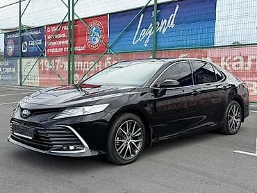 e2 byd: Toyota Camry: 2023 г., 2.5 л, Автомат, Гибрид, Седан — 1