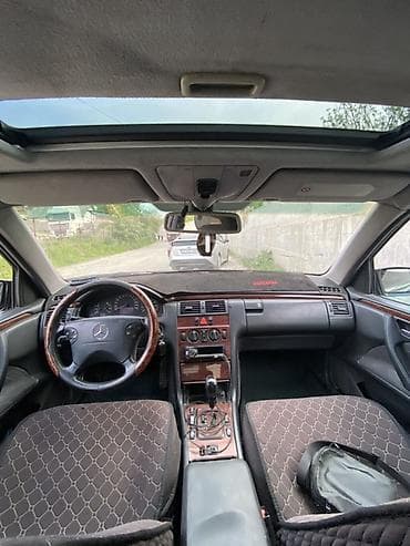 camry 2010: Mercedes-Benz E-Class: 1999 г., 2.4 л, Автомат, Бензин, Седан — 8