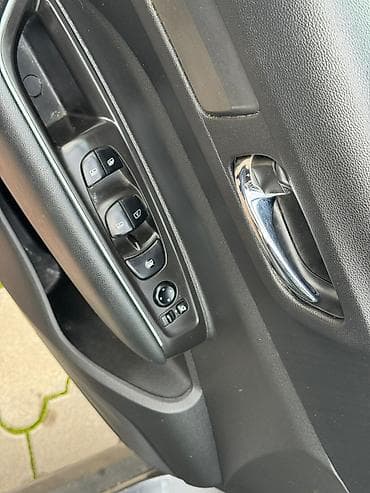 самсун авто: SAMSUNG QM6 Год выпуска: 2019 Коробка передач: АКПП Двигатель: 2.0 — 7