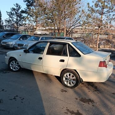 Транспорт: Daewoo Nexia: 2010 г., 1.6 л, Механика, Бензин — 7