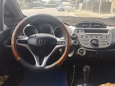 богаж фит: Honda Fit: 2009 г., 1.5 л, Автомат, Бензин, Хэтчбэк — 7