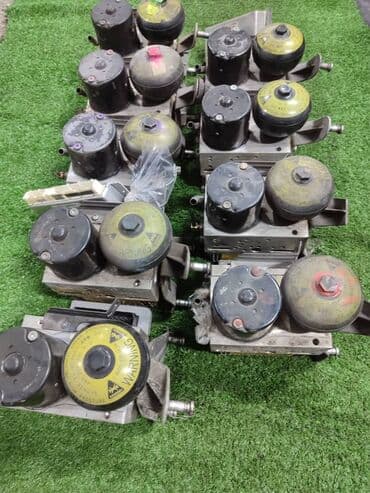 система форсунок: Блок ABS Mercedes-Benz 2002 г., Германия — 4