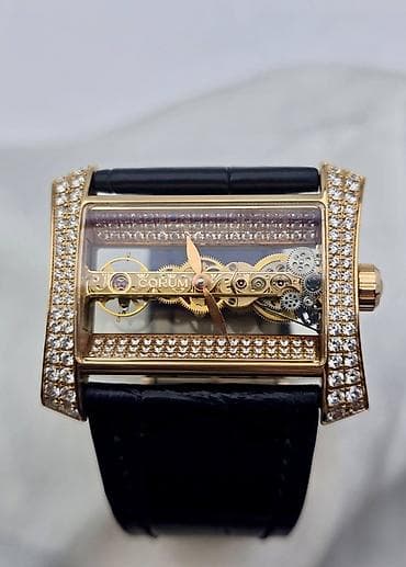 нари: Corum Golden Bridge – эксклюзивные швейцарские часы с линейным — 1