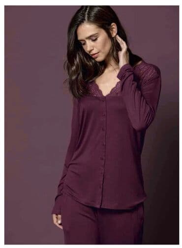 белая ночная сорочка: Женская пижама
Домашняя одежда 
Производство Турция — 2