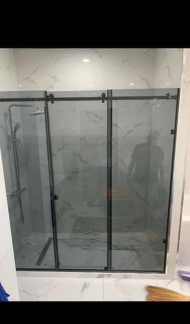 двер для душа: Изготовление и монтаж стеклянных душевых ограждений под размер - — 10