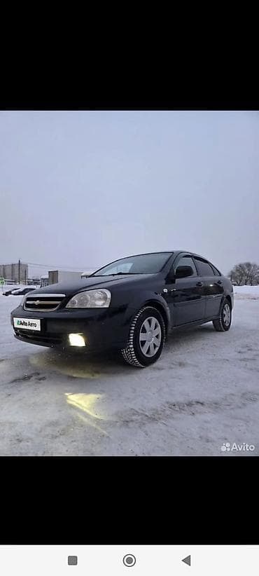Chevrolet Lacetti: 2010 г., 1.4 л, Механика, Бензин, Седан
