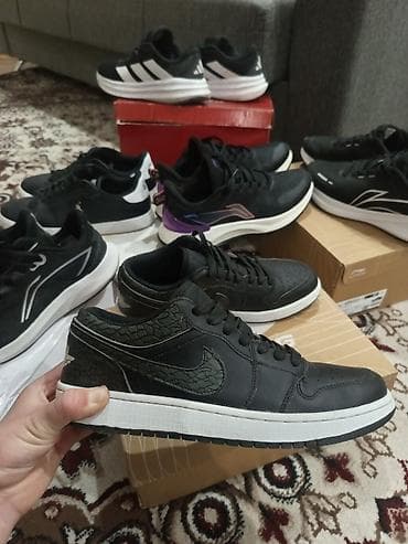 Мужские кроссовки, 41, Nike, Новый, цвет - Черный, Самовывоз