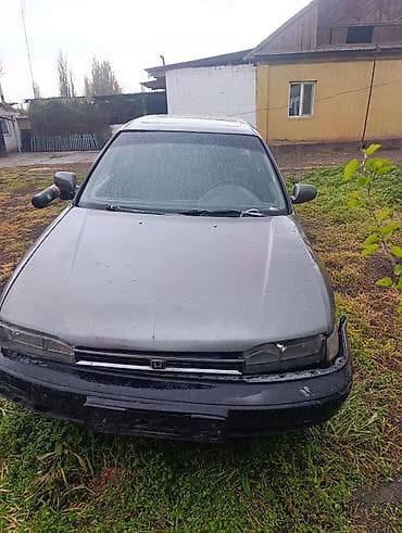 зонда: Honda Accord: 1994 г., Седан — 1