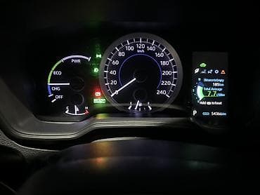 mini kuper: Toyota Corolla: 2019 г., 1.8 л, Вариатор, Гибрид, Седан — 8