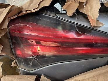 Фонарь крышки багажника Toyota RAV4 (задний левый) - Оригинальная — 1