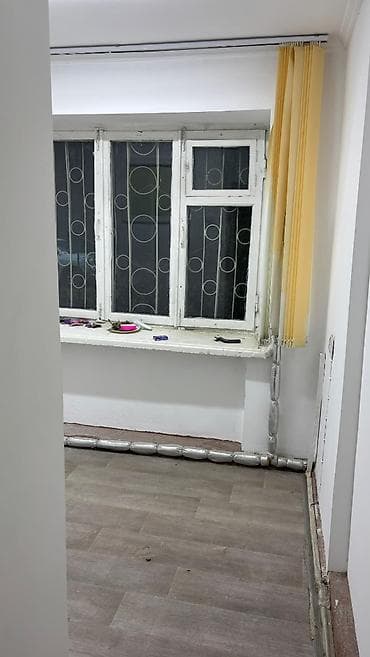 саунд бар: 2х комнатная квартира. 48 м2 Можно под коммерческое помещение или же — 7