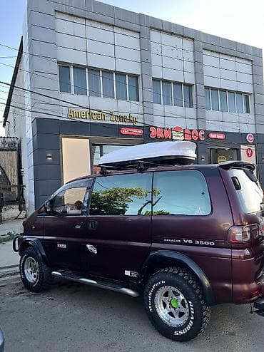чехл: Mitsubishi Delica: 1996 г., 3 л, Автомат, Газ, Внедорожник — 3