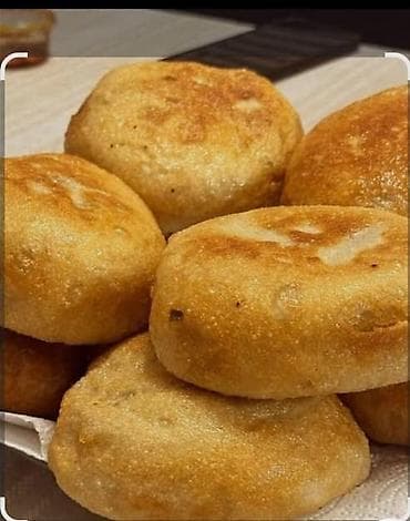 фри картошка: Домашние жареные пирожки - Румяная хрустящая корочка, мягкое — 1