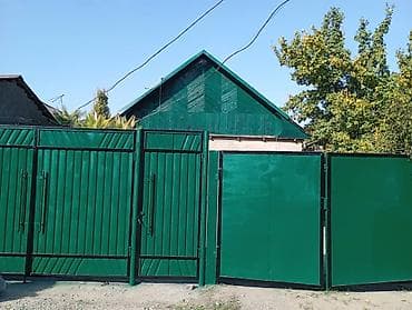 Дома: Продаю дом, 6 комнат. Площадь - 85 кв.м — 1