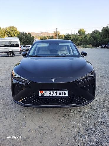 Электромобиль кроссовер последовательный гибрит NETA L 310 км на